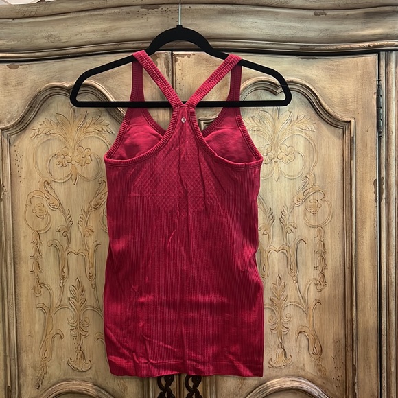Lululemon Ribbed Tank Top - Picture 2 of 3